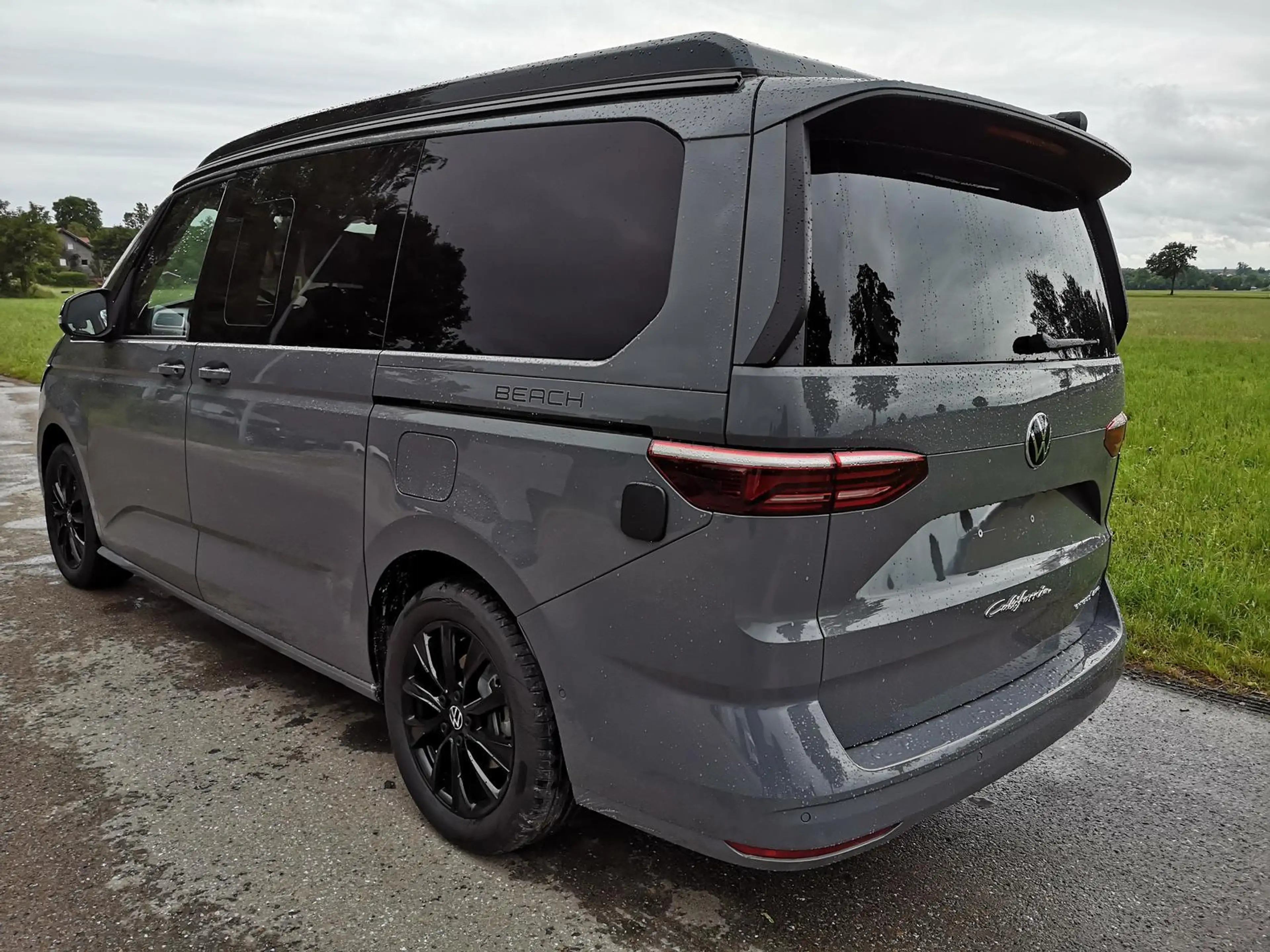 Volkswagen T7 California Beach Tour eHybrid 4MOTION 1.5 TSI Plus ArtVelo... — photo 2