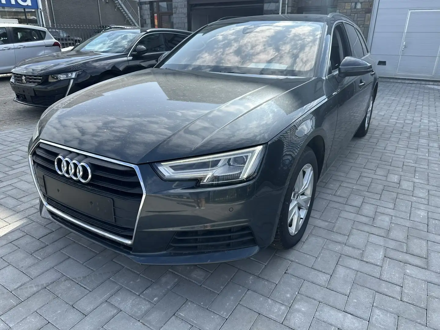 Audi A4 A4 2.0 CNG Gris - 2
