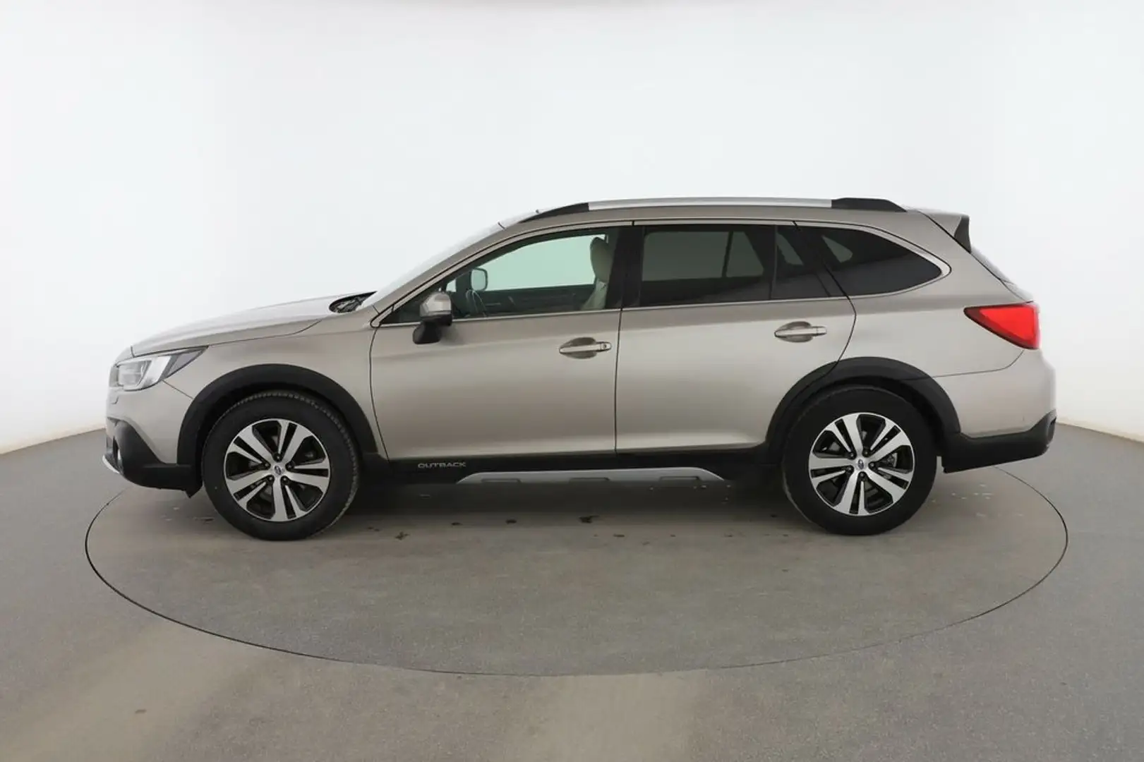 Subaru OUTBACK 2.5i Executive Plus CVT Lineartronic AWD Gri - 2