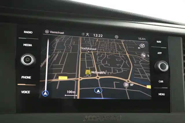 Volkswagen Transporter view 13