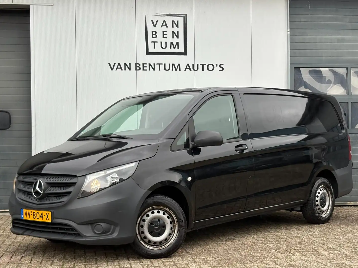 Mercedes-Benz Vito 111CDI 114pk Lang Airco LEEST TEKST! Negro - 1