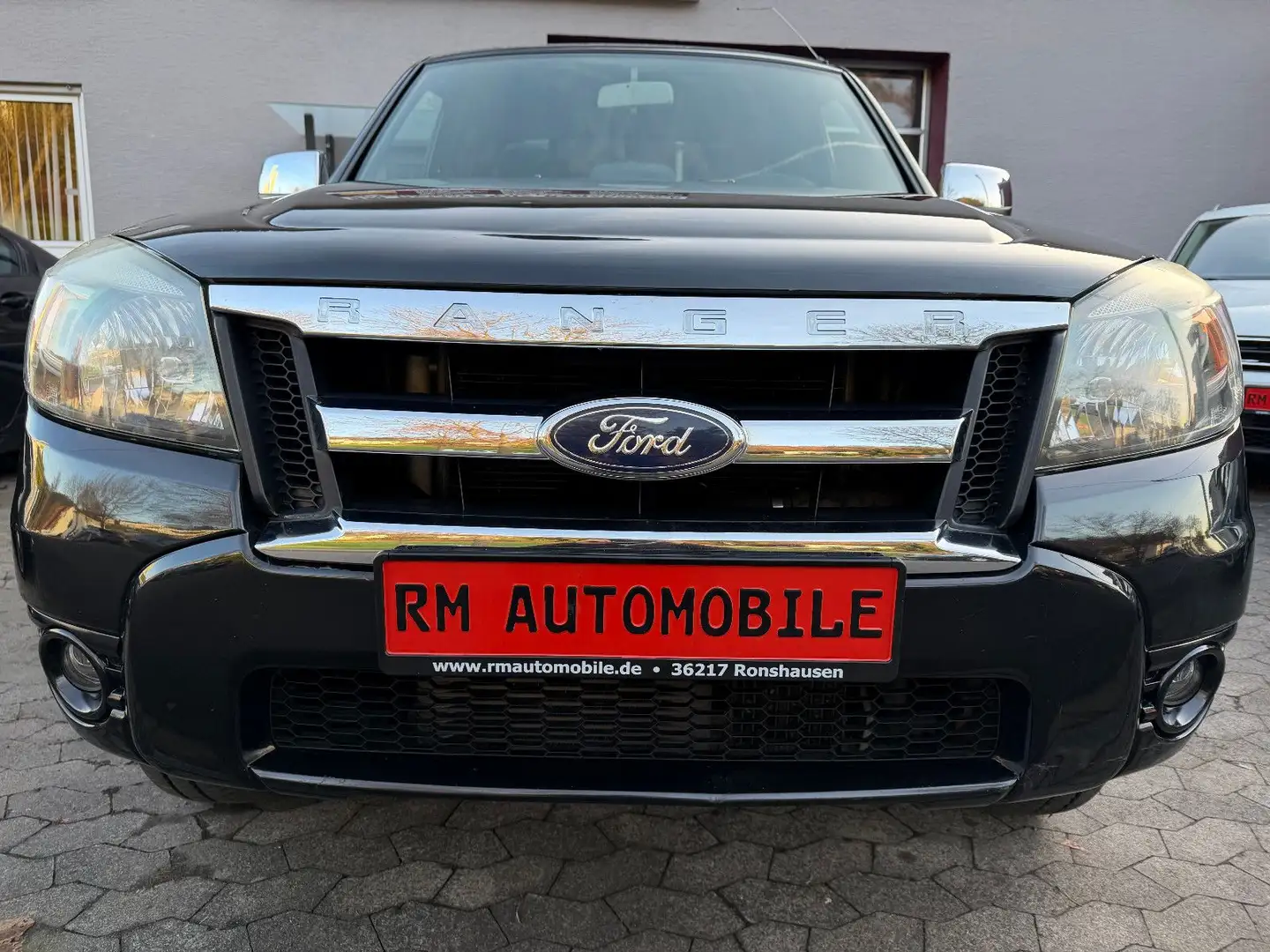 Ford Ranger 3.0TDCI Limited Doppelkabine 4X4/PDC/AHK Schwarz - 2