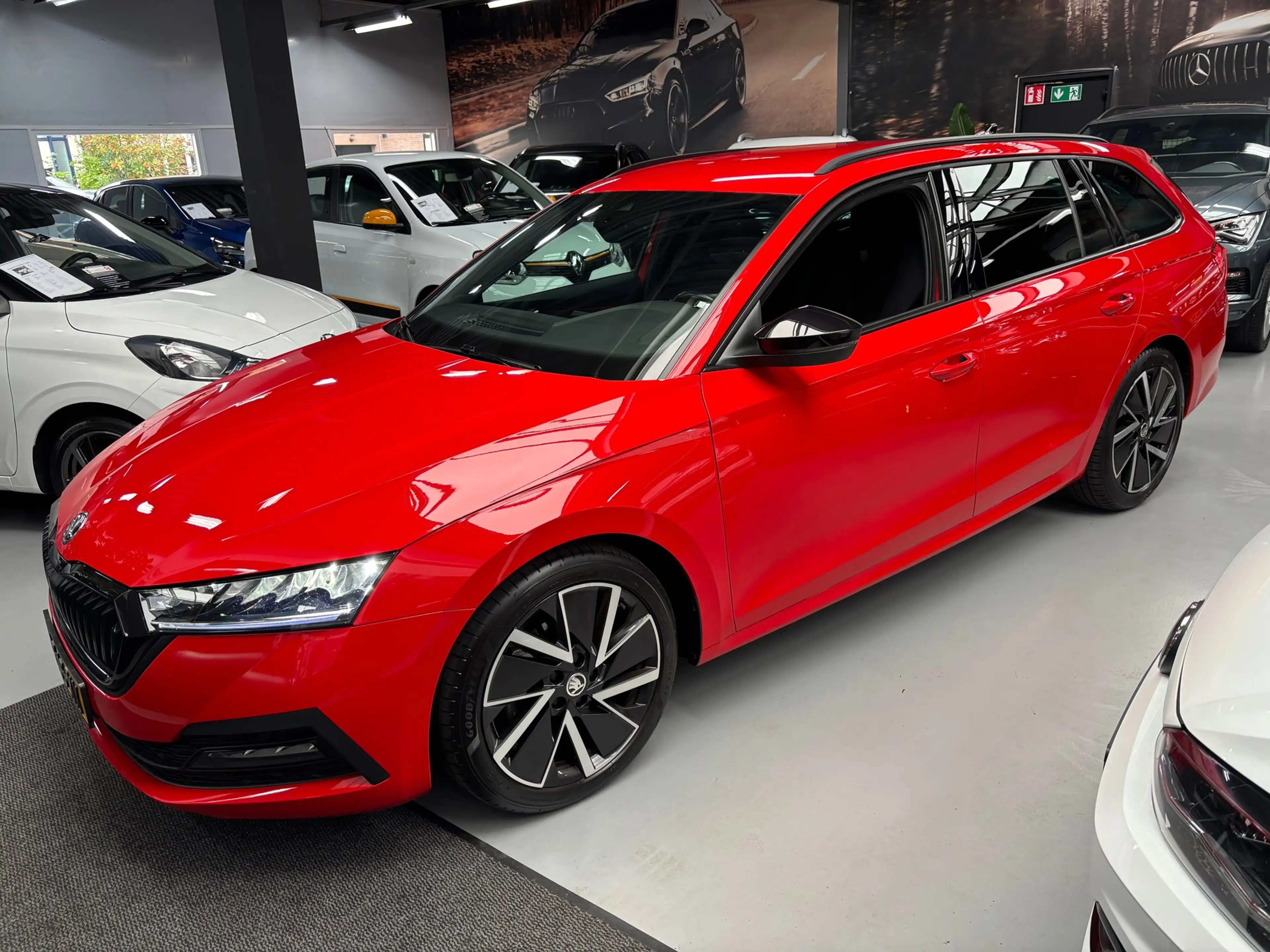 Skoda Octavia Combi 1.0 TSI Sport Business / Navigatie — photo 2