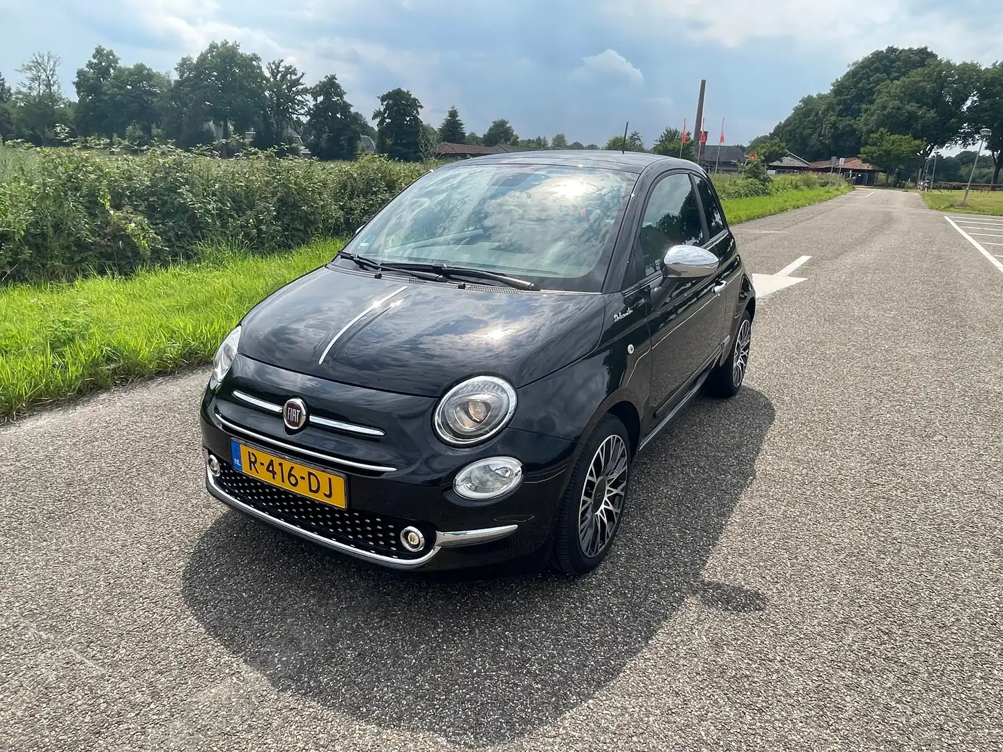 Fiat 500 500 1.0 Hybrid Dolcevita Zwart - 2
