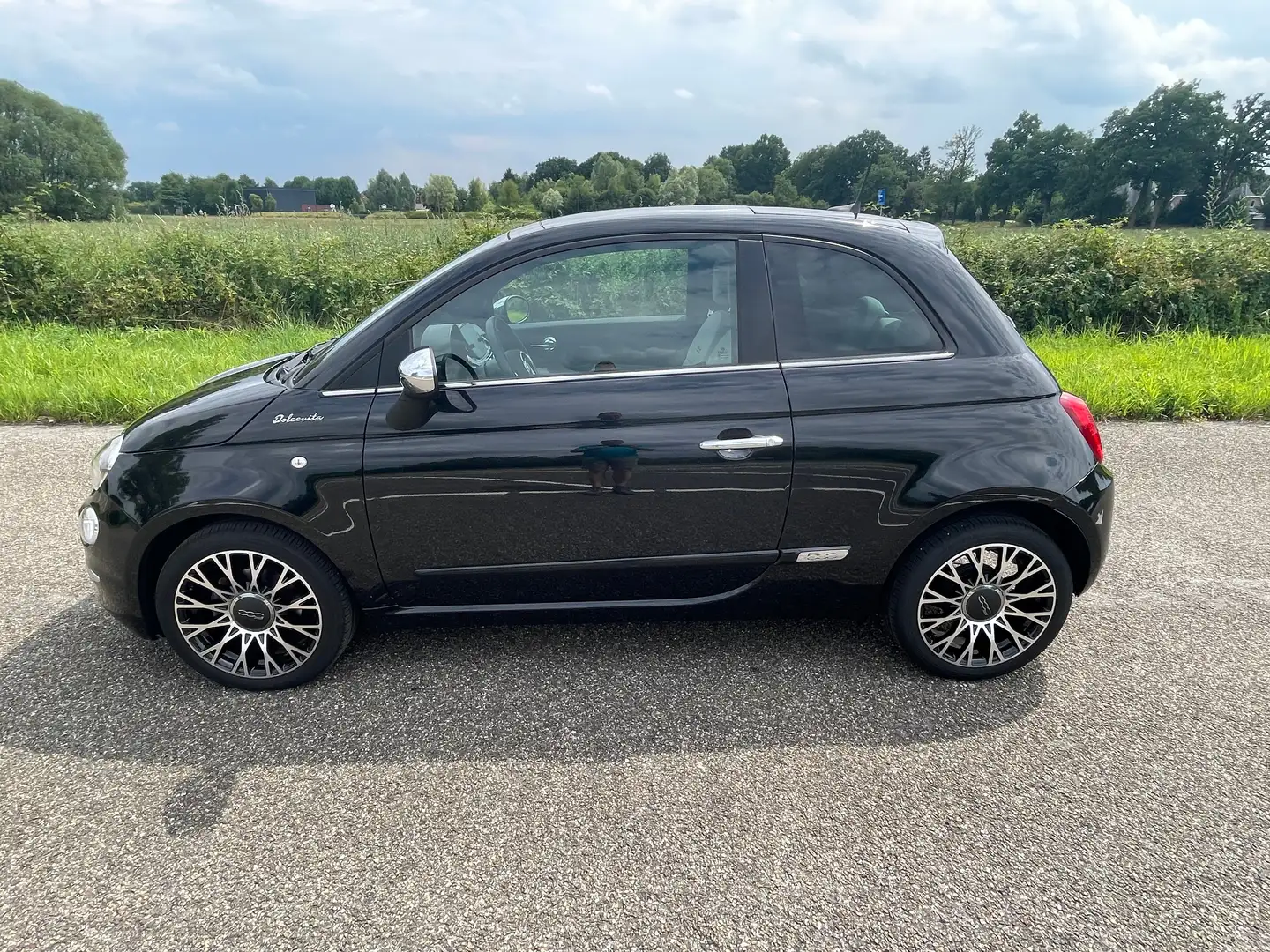 Fiat 500 500 1.0 Hybrid Dolcevita Zwart - 1