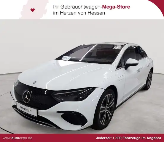 Mercedes-Benz EQE 300