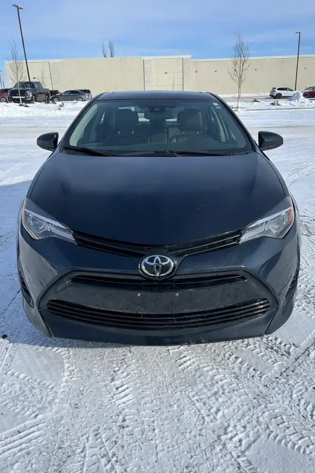 Toyota Corolla снимка Toyota Corolla