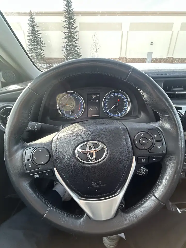 Toyota Corolla снимка Toyota Corolla