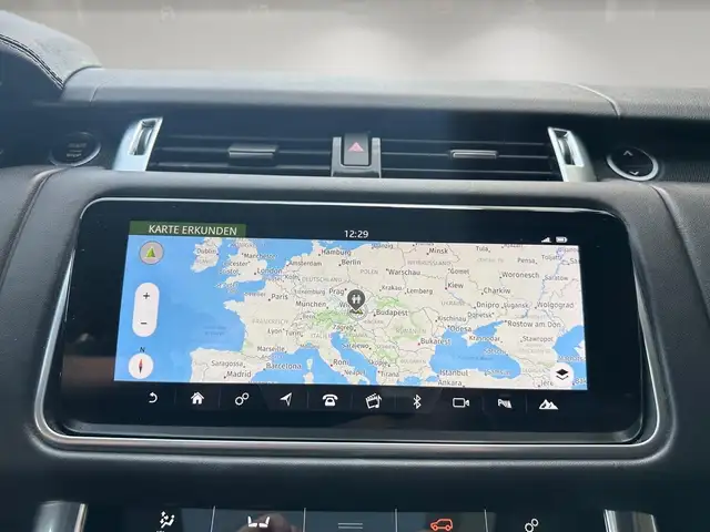 Land Rover Range Rover Sport view 13