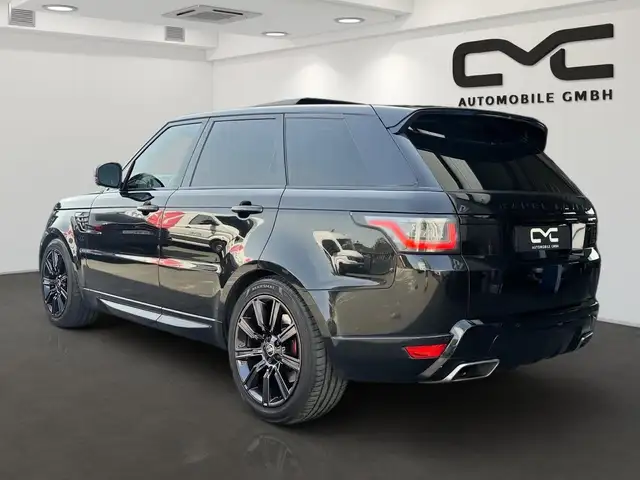 Land Rover Range Rover Sport view 3