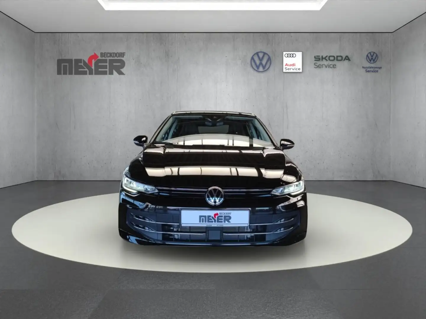 Volkswagen Golf GOAL 1.5 TSI Klima Navi Einparkhilfe Sitzheizung Zwart - 2