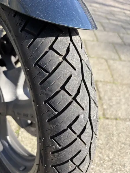 Yamaha XJ 600 - foto 7