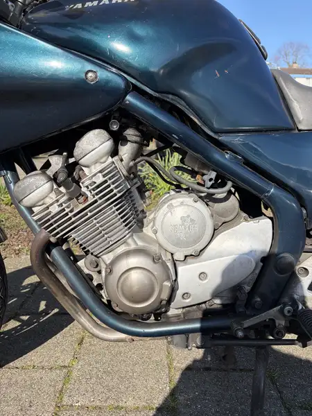 Yamaha XJ 600 - foto 6