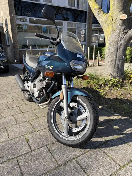 Yamaha XJ 600 - foto 2