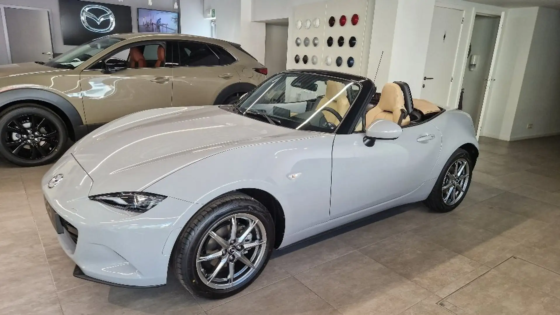 Mazda MX-5 MX-5 ST 1.5 Kazari Grijs - 1