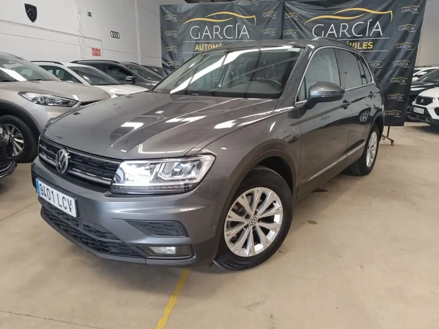 Volkswagen Tiguan 2.0TDI Advance DSG 110kW Gris - 1