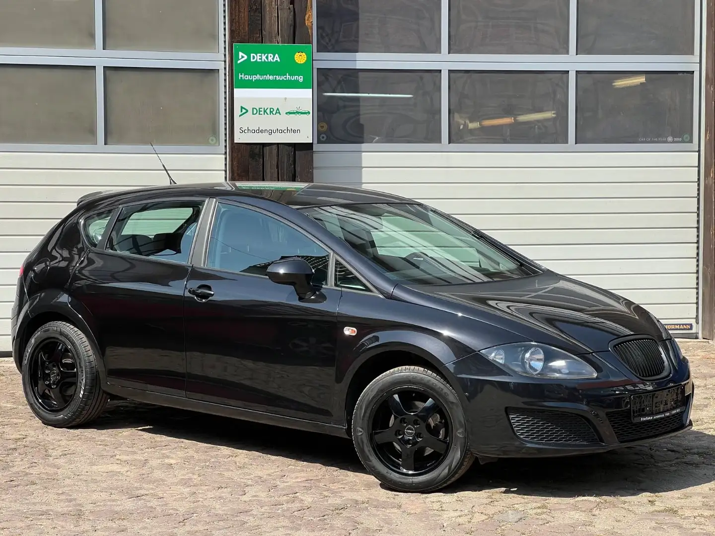 SEAT Leon Reference *TÜV neu* Schwarz - 2