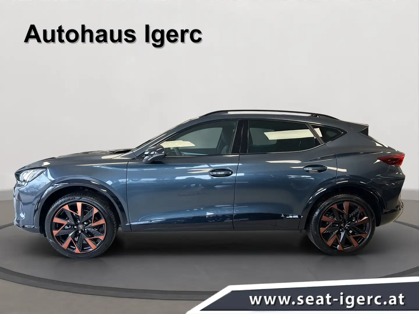 CUPRA Formentor 1.5 eTSI 110 kW Grau - 2