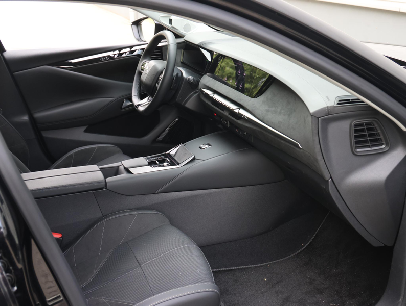 DS Automobiles DS 4 No 1.6 PHEV Pallas Comfort Tech Pack | Navigatie | — photo 9