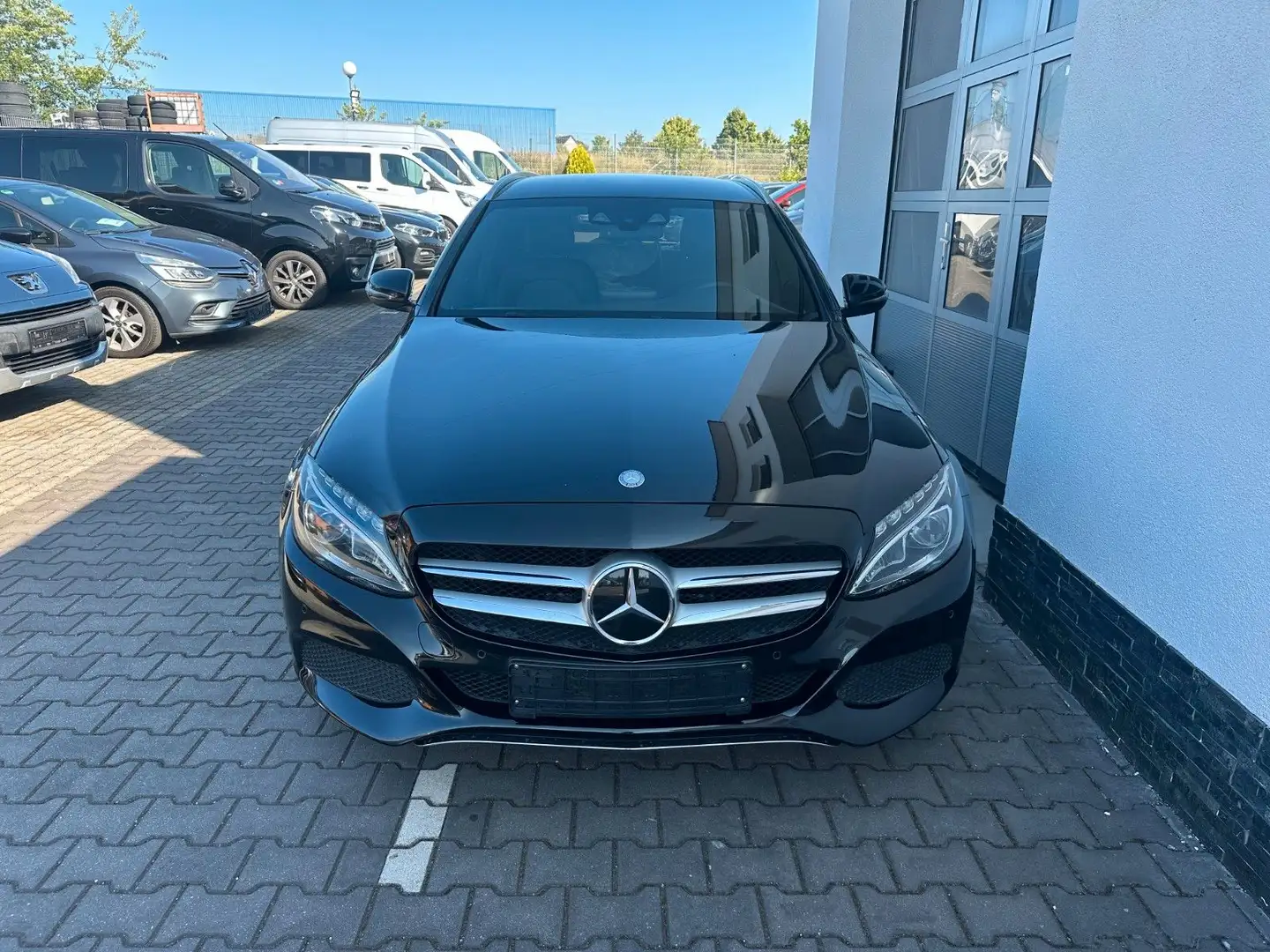 Mercedes-Benz C 220 C -Klasse T-Modell C 220 T d 4Matic  Avantgarde Noir - 2