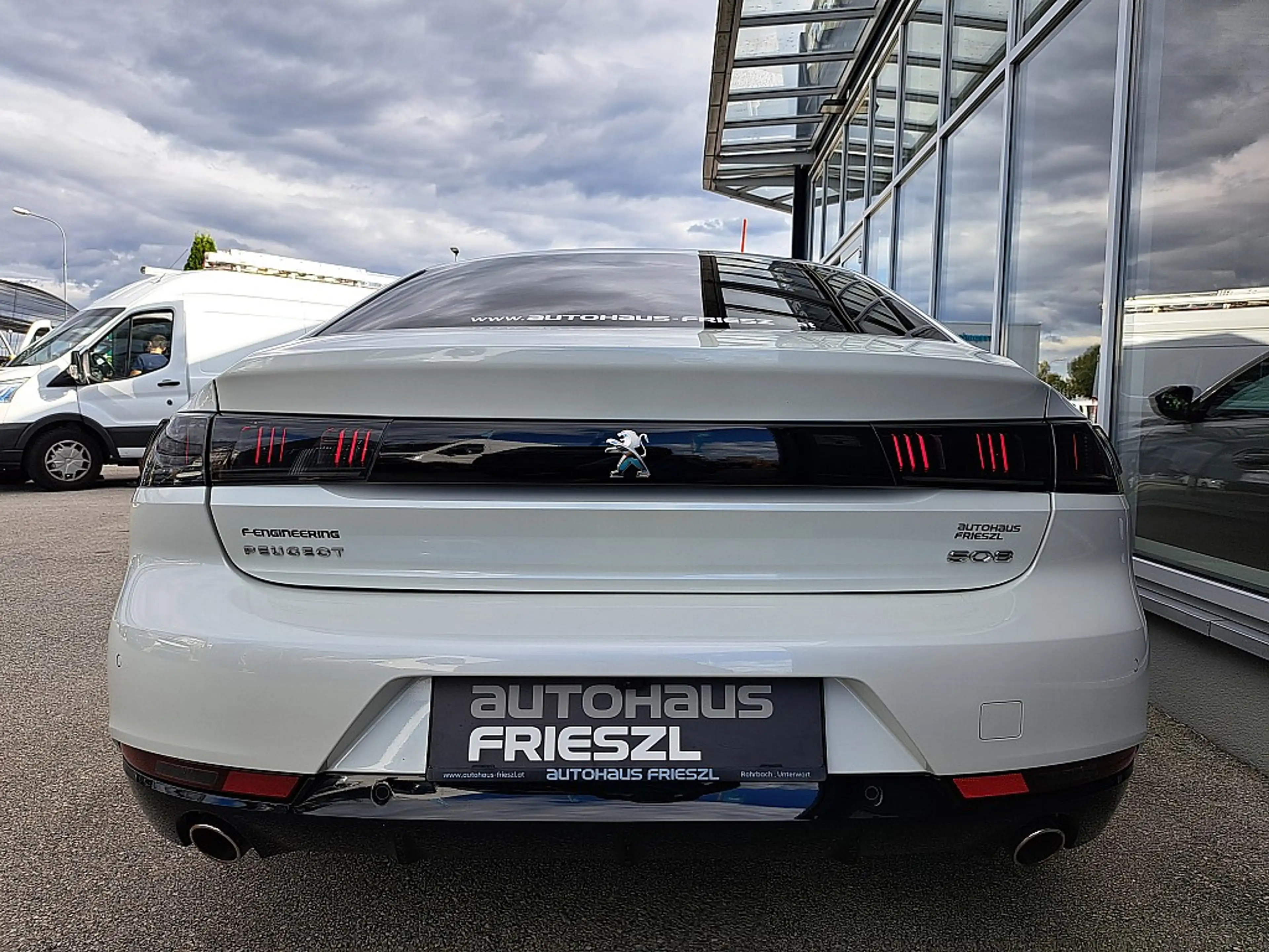 Peugeot 508 Hybrid 225 PHEV e-EAT8 GT Aut. — photo 6