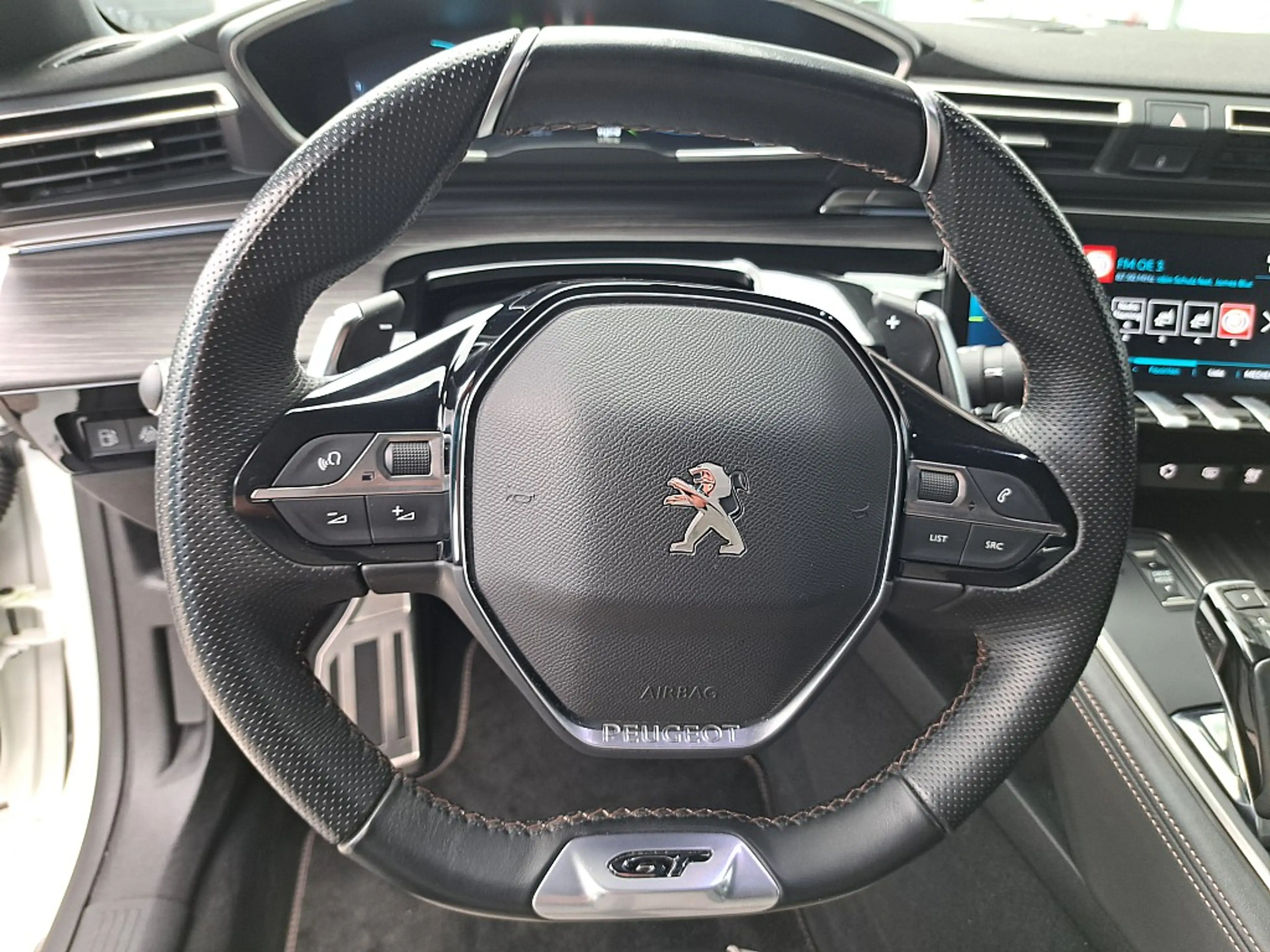 Peugeot 508 Hybrid 225 PHEV e-EAT8 GT Aut. — photo 7