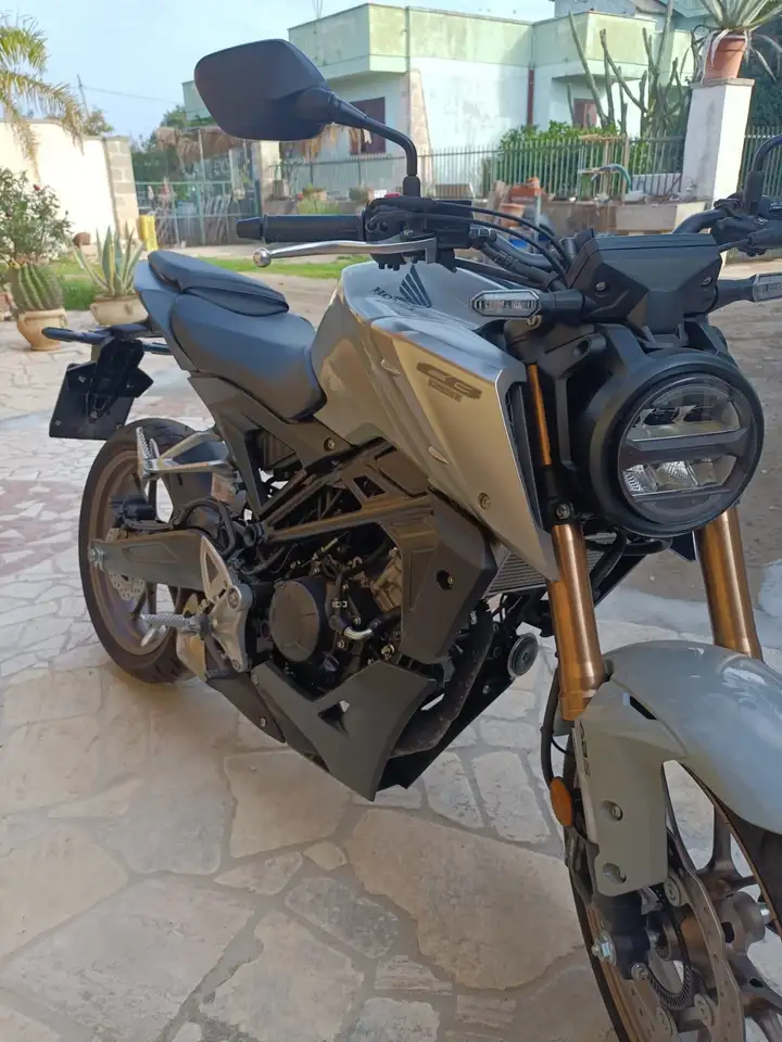 Honda CB 125