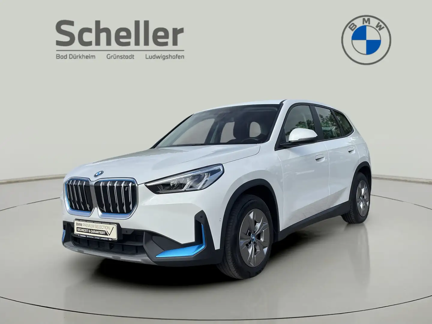 BMW iX1 xDrive30 DAB LED RFK Parkassistent Shz PDC Blanc - 1
