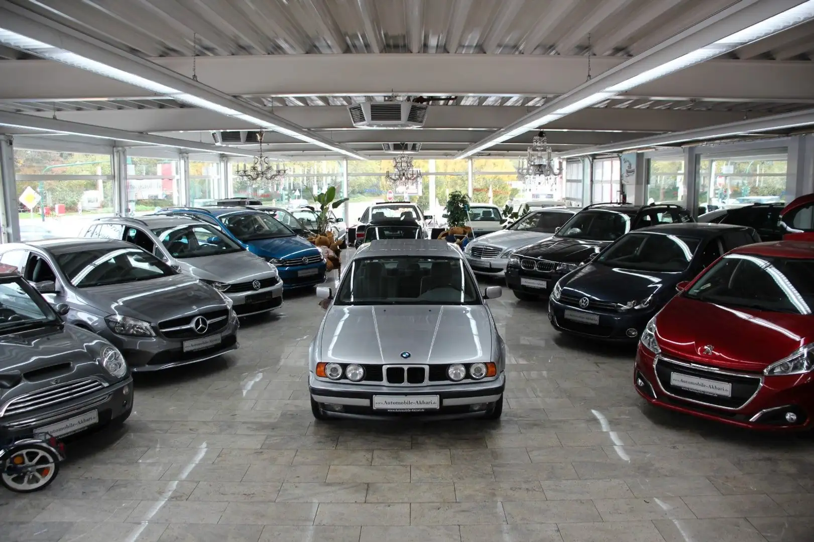 BMW 525 tds *H-Zulassung* Сірий - 1