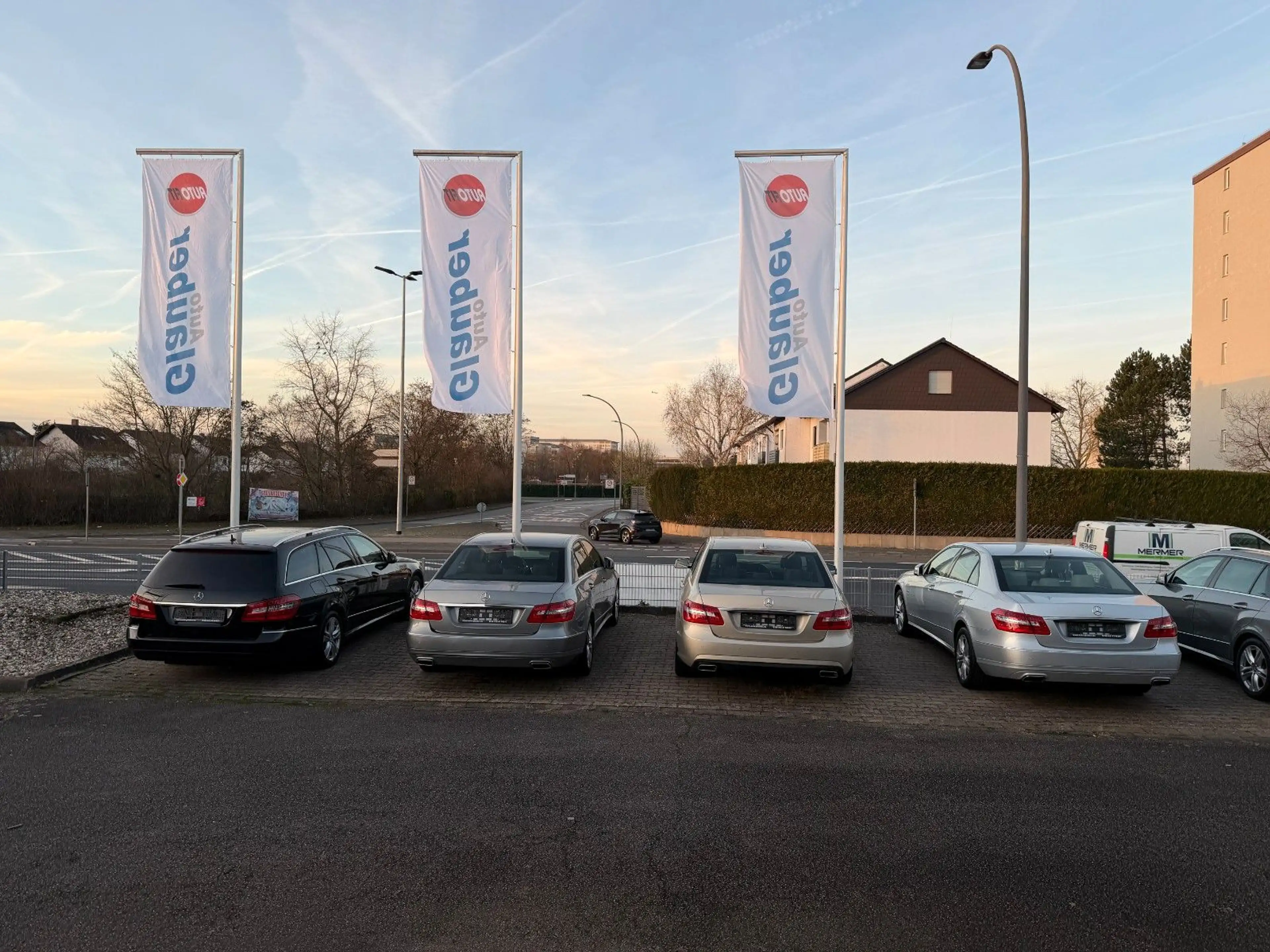 Mercedes-Benz E 250 d BlueTec/9G/LED/Navi/Memory/GSD/SHZ/2.Hand — photo 12
