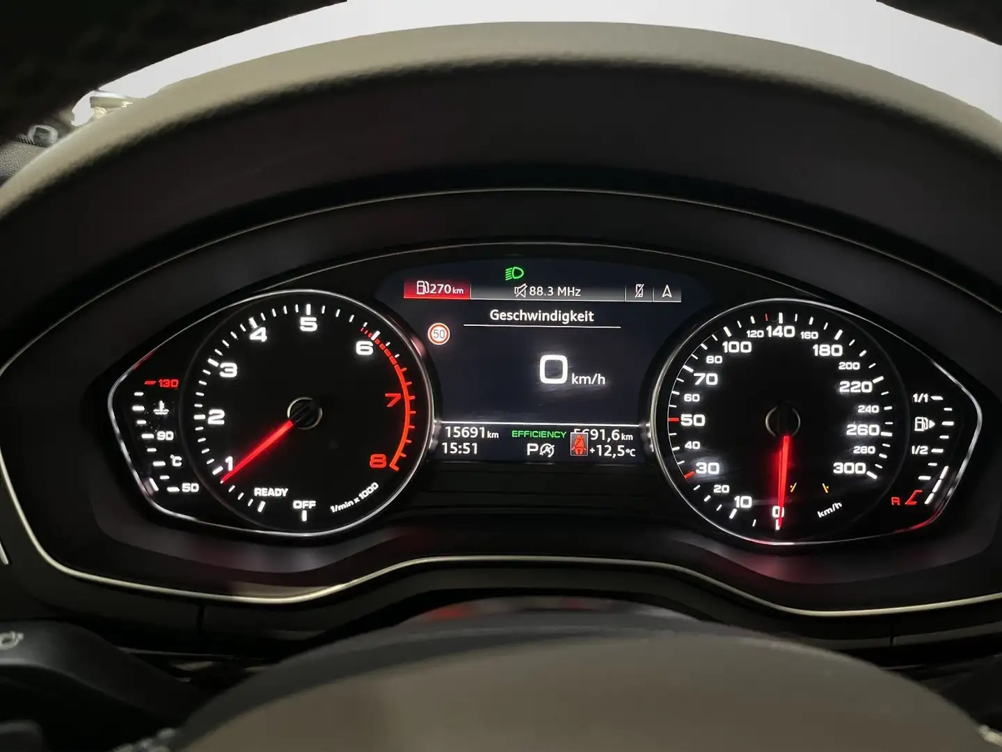 Audi A4 S line 40 TFSI 150(204) kW(PS) S tronic Noir - 2