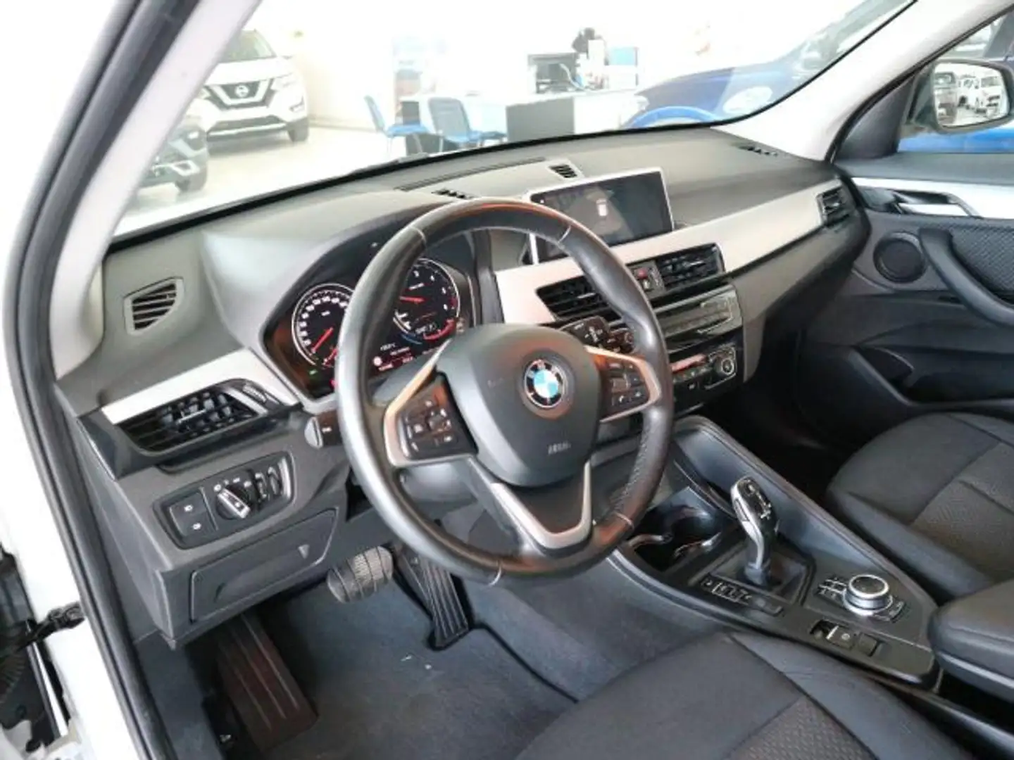 BMW X1 sDrive 16dA Blanco - 2