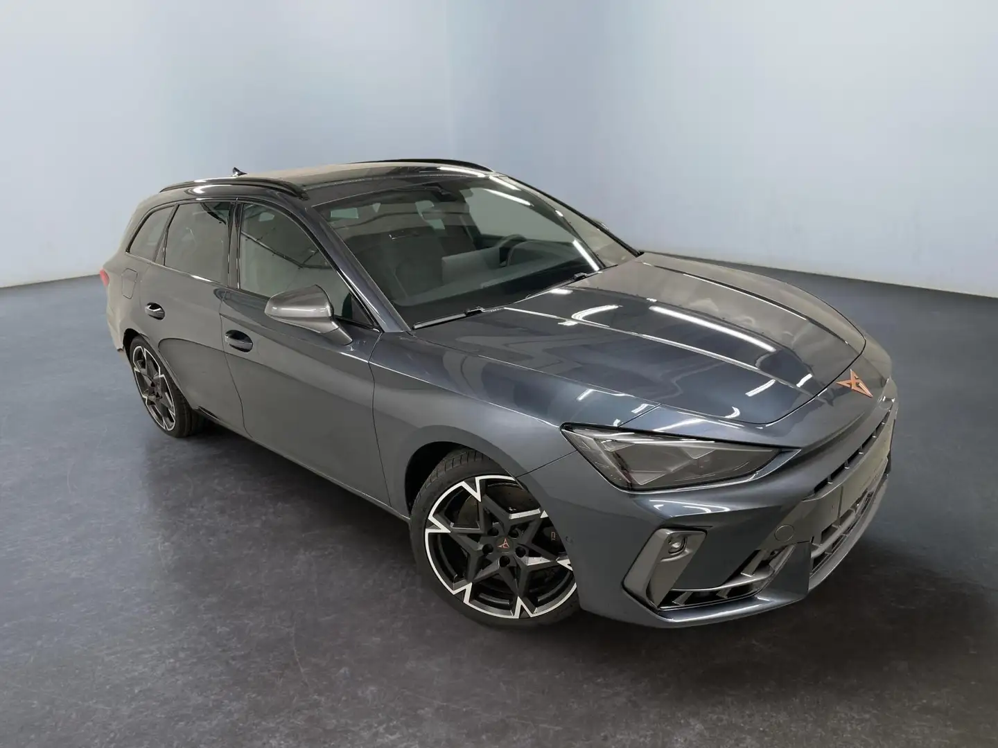CUPRA Leon Sportstourer VZ 2.0 TSI 333PS/245kW 4x4 DSG7 20... - 1