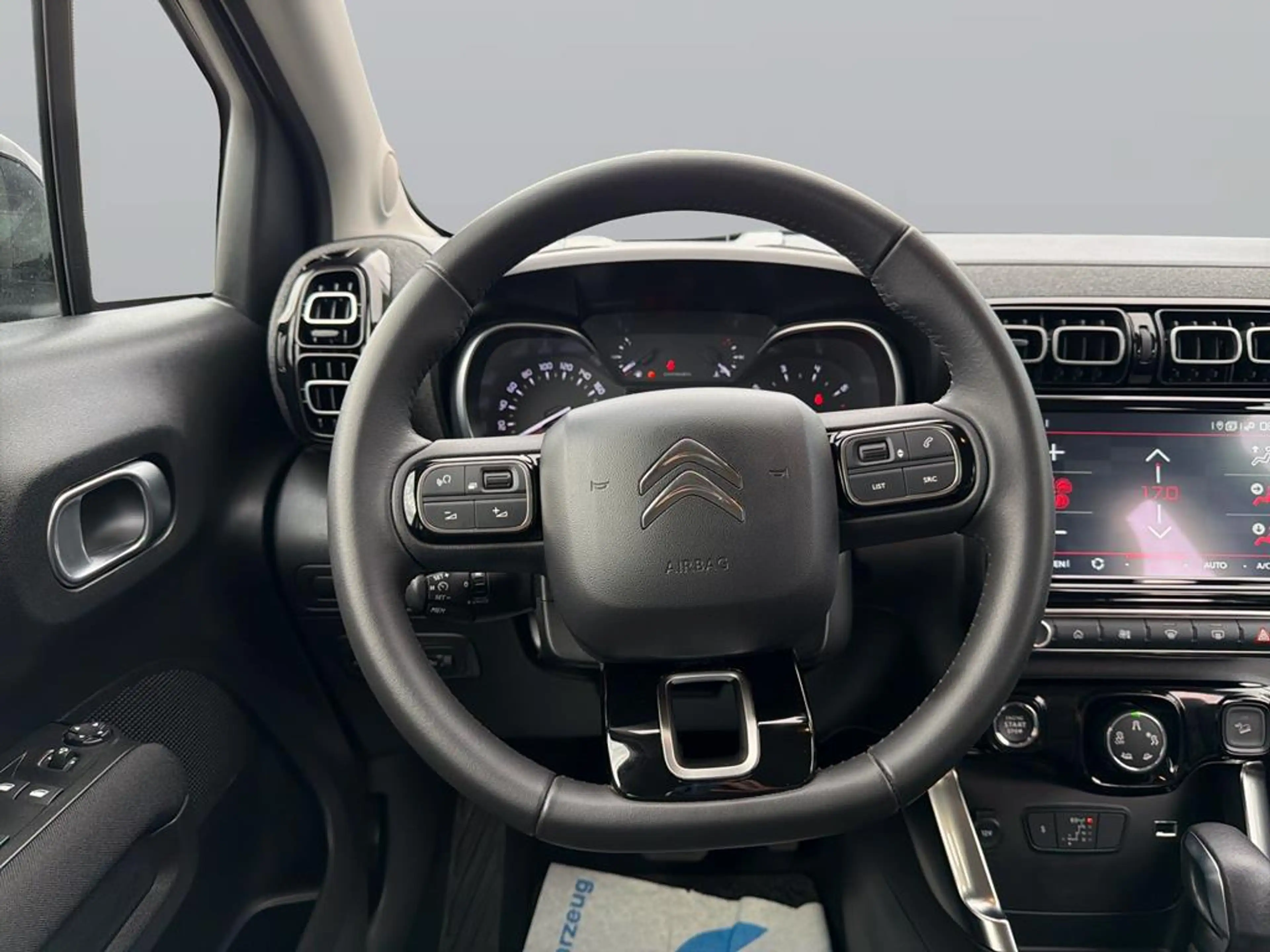 Citroen C3 Aircross HEAD UP+KAMERA+KLIMA+NAVI — photo 15