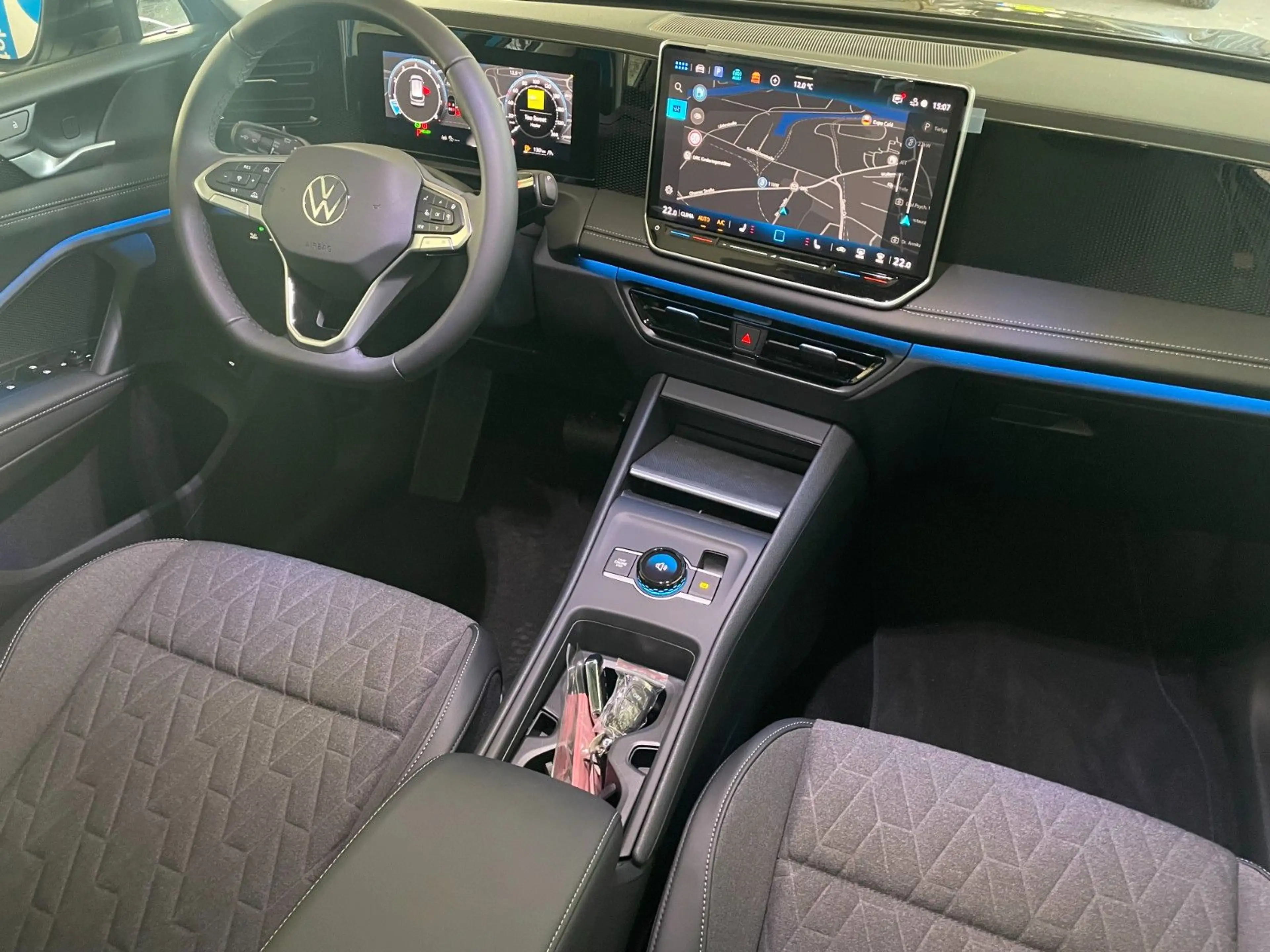 Volkswagen Tiguan 1.5 eTSI "PRIME" 110 kW AHK/Standh./PANO — photo 29