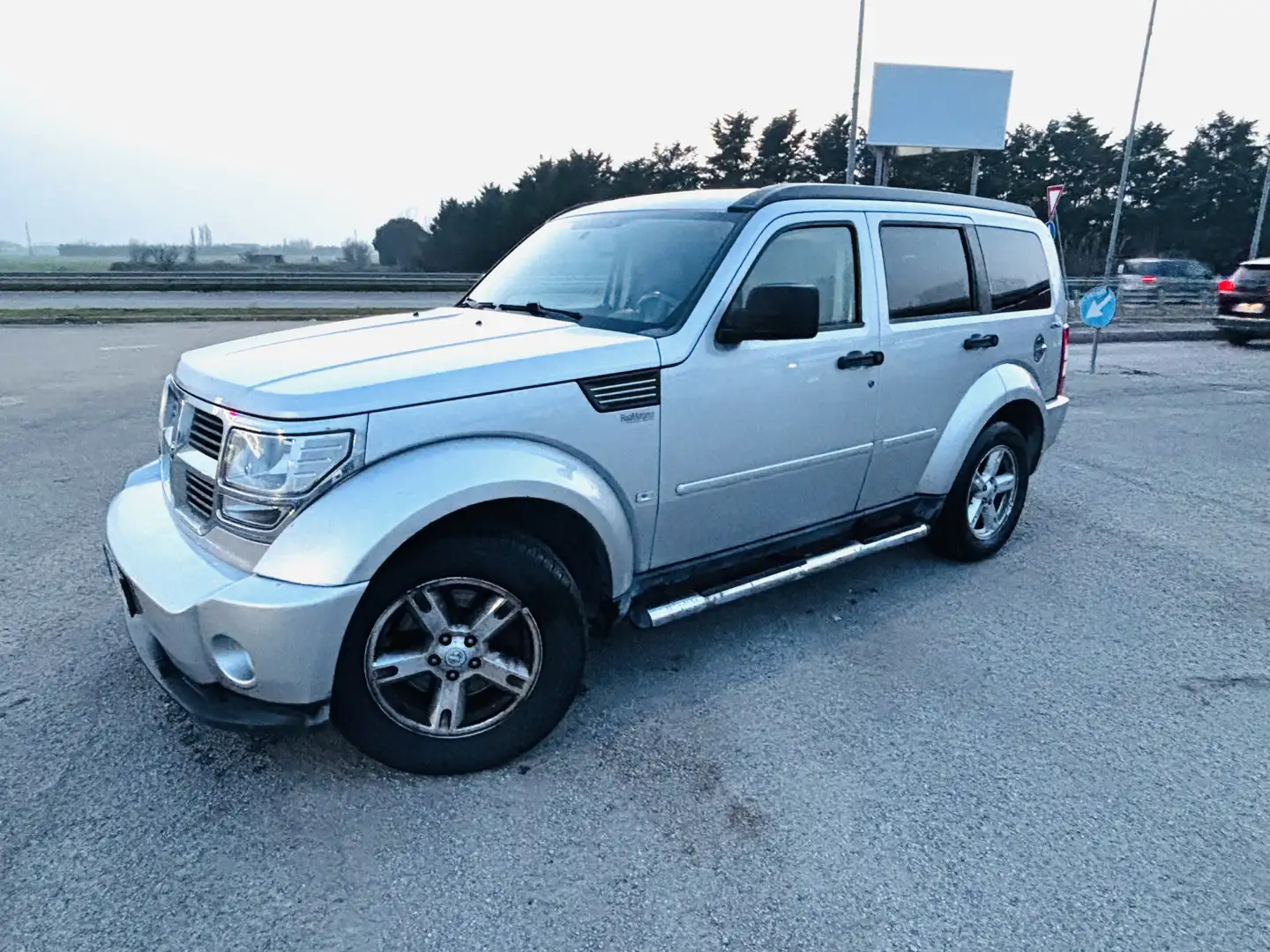 Dodge Nitro 4.0 V6 R/T 4wd auto - 2