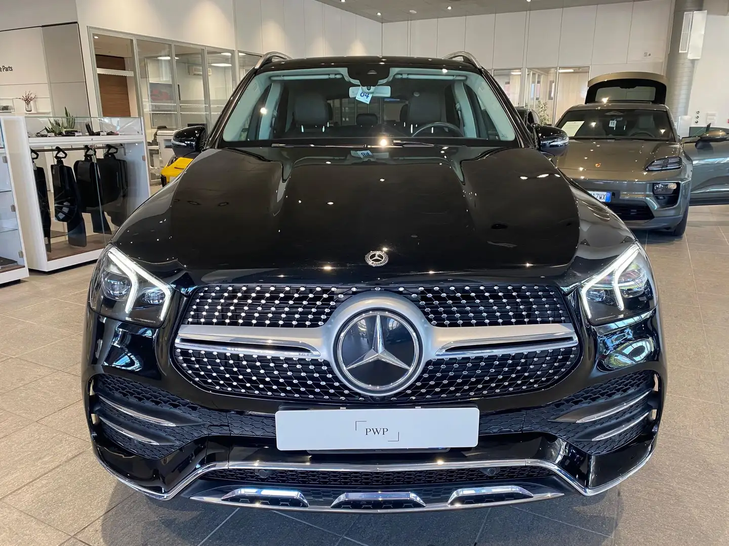 Mercedes-Benz GLE 300 GLE 300 d 4Matic Premium Negru - 2