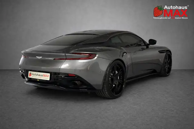 Aston Martin DB11 view 6