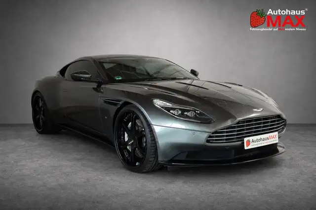 Aston Martin DB11 view 8