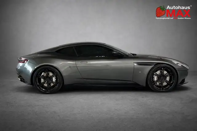 Aston Martin DB11 view 7