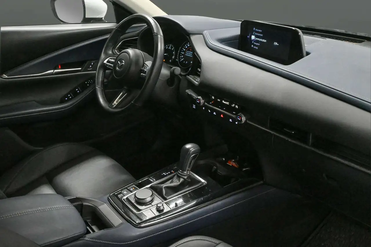 Mazda CX-30 снимка Mazda CX-30
