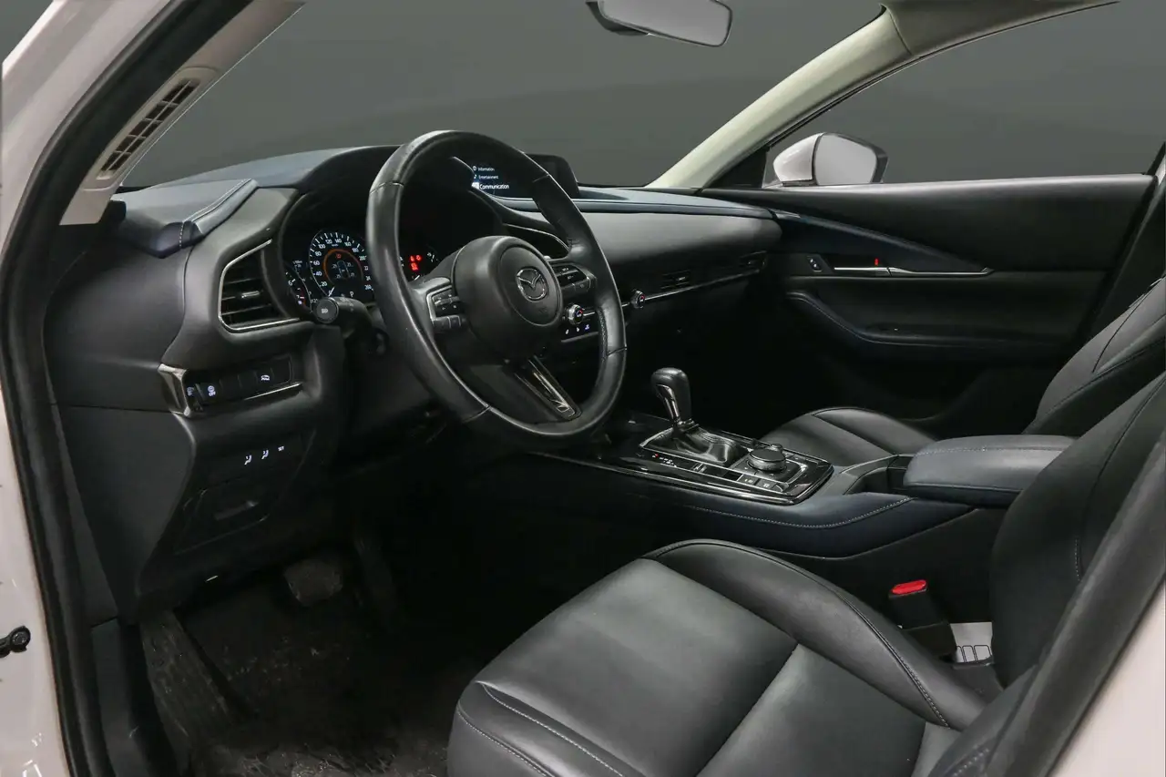 Mazda CX-30 снимка Mazda CX-30