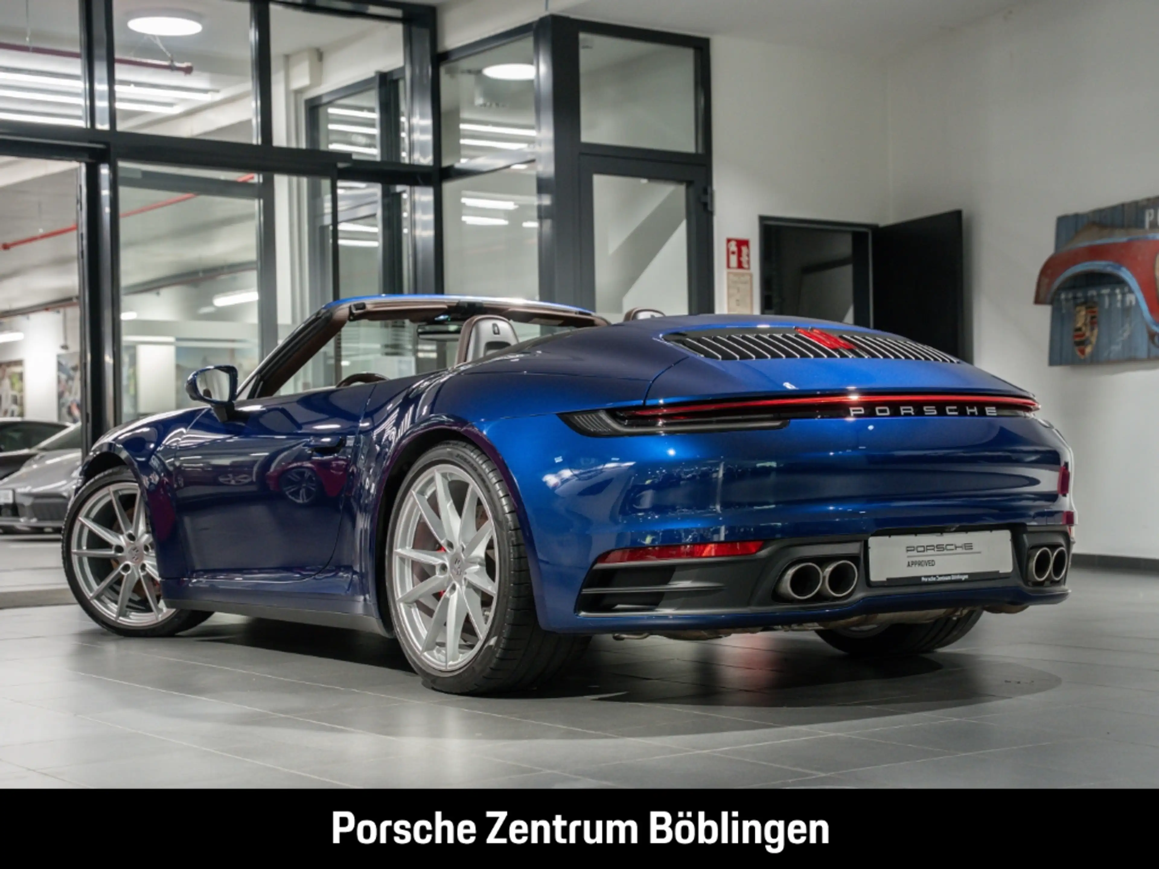 Porsche 992 911 Carrera 4S Cabriolet Clubleder InnoDrive — photo 3