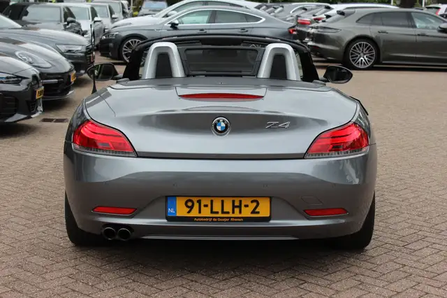 BMW Z4 view 14