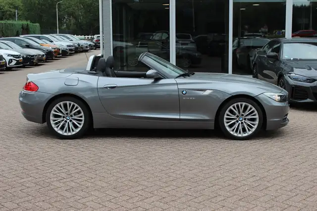 BMW Z4 view 5