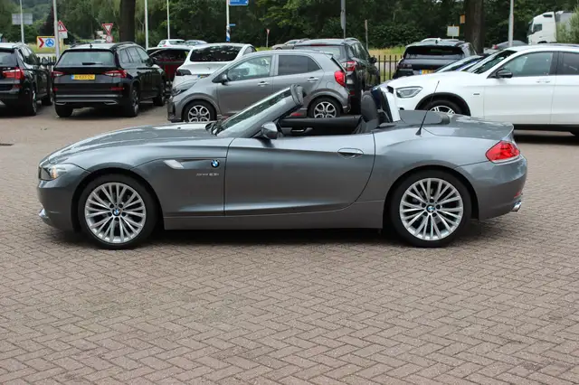 BMW Z4 view 7
