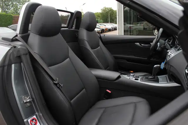 BMW Z4 view 11