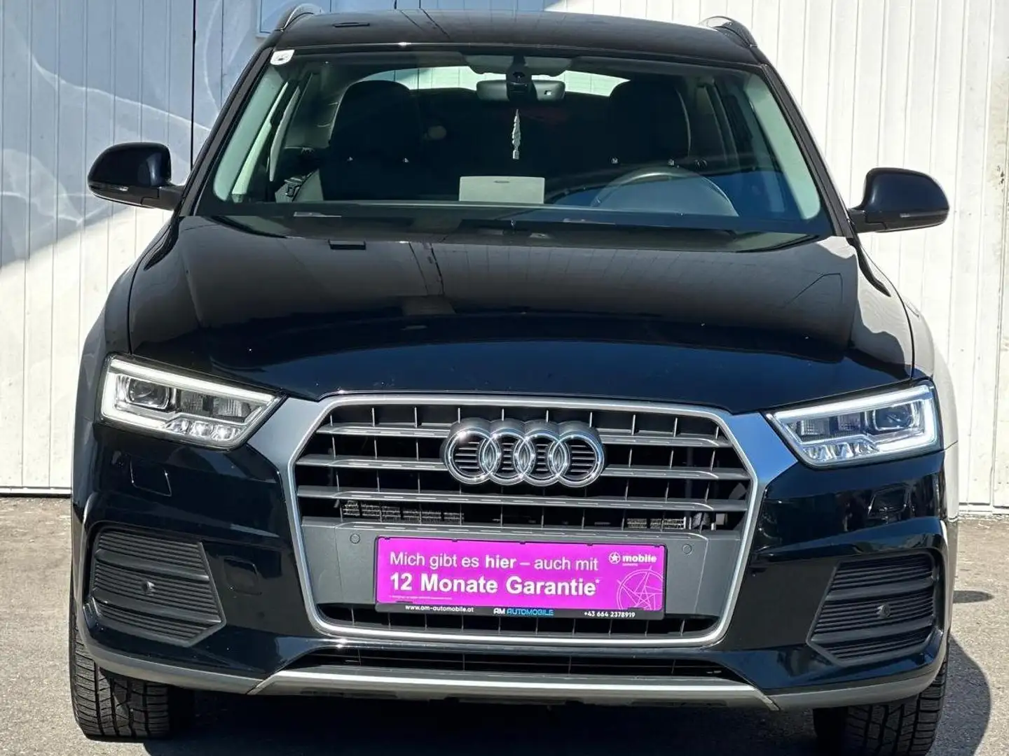 Audi Q3 design Schwarz - 1