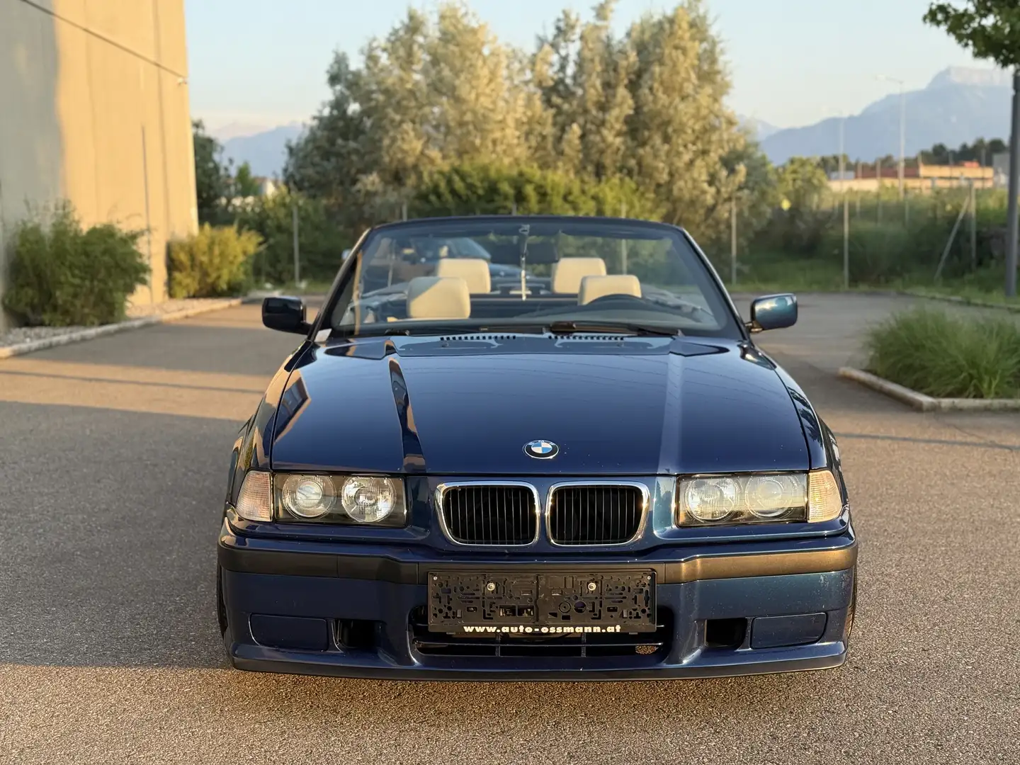 BMW 328 i Cabrio M ab Werk 2. Besitz TÜV SÜD NEU Blau - 2