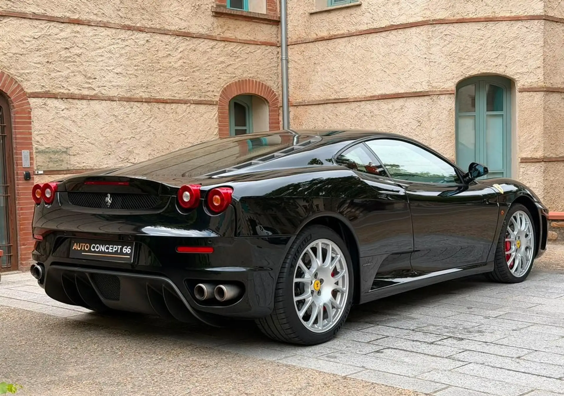 페라리 F430 2009 검정 사진 3